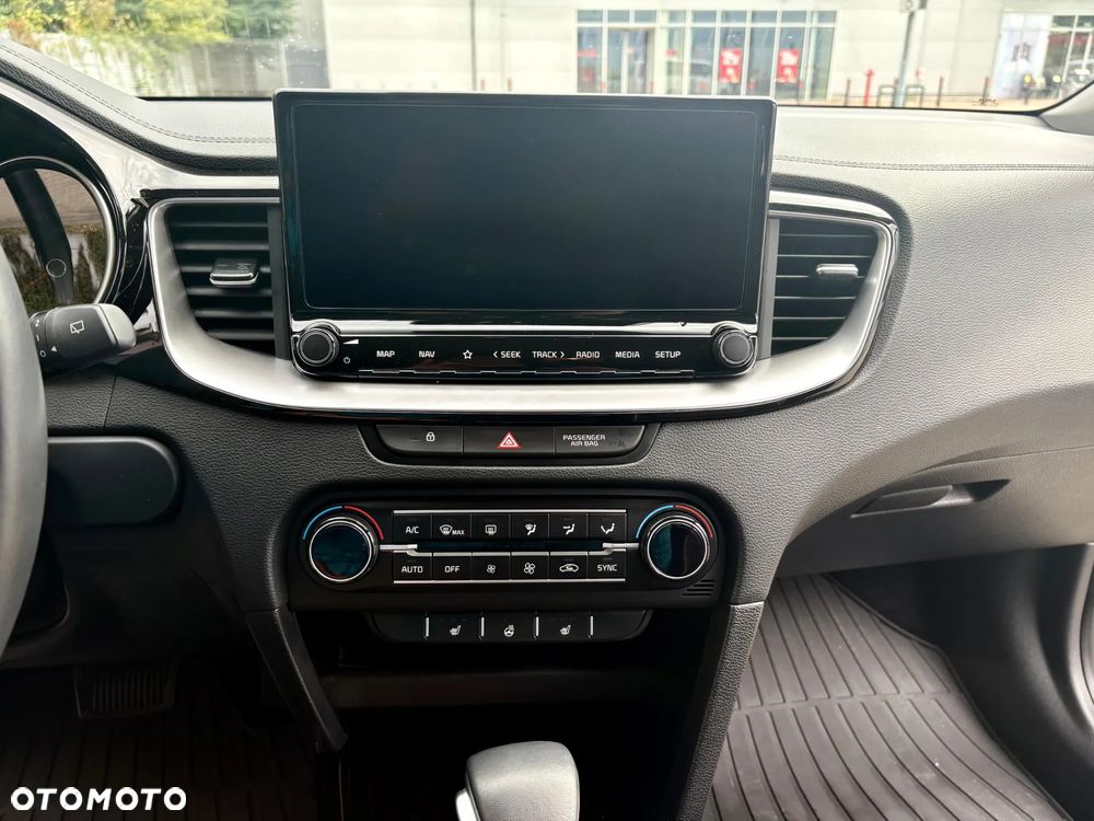 Kia XCeed 1.5 T-GDI L DCT - 24