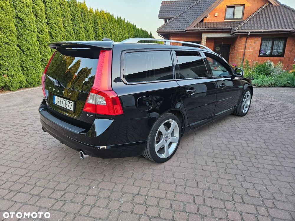 Volvo V70 2.0T R-Design - 6