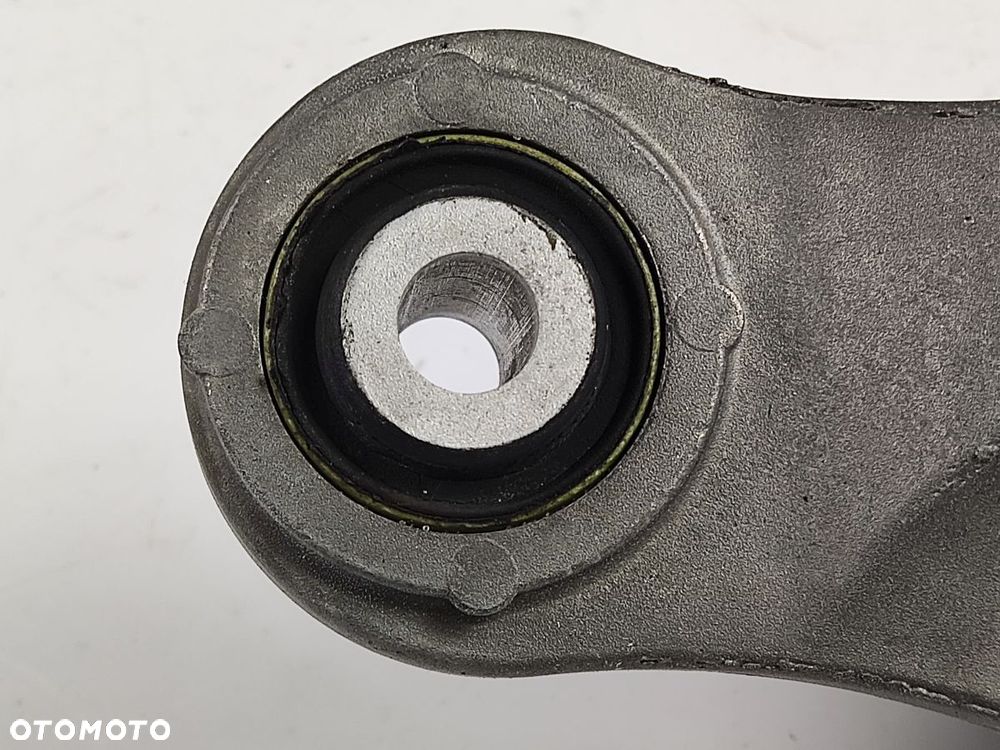 VOLVO XC40 2.0T T4 17-21r Łapa Podpora Mocowanie Półosi - 7