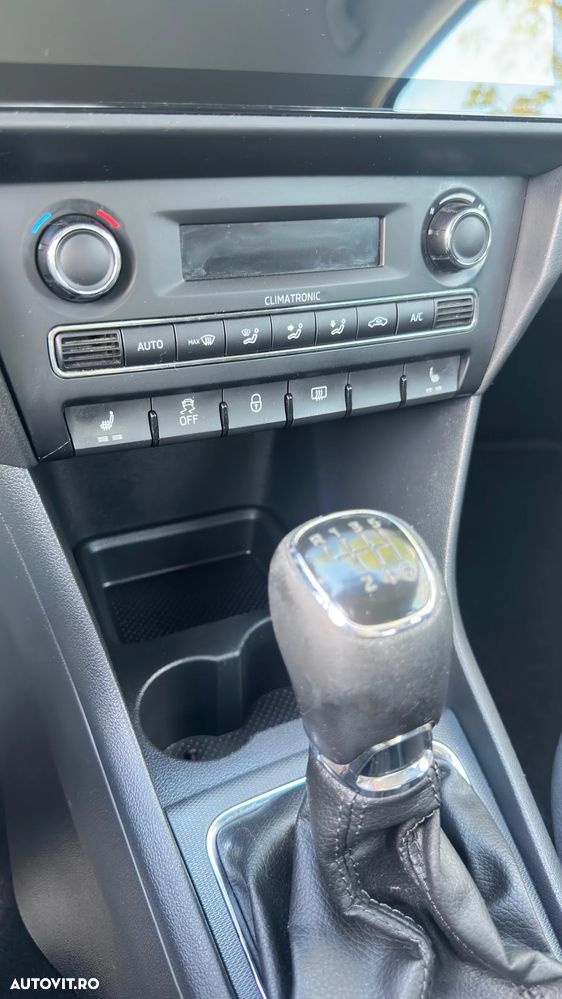 Skoda RAPID 1.2 TSI Ambition - 15