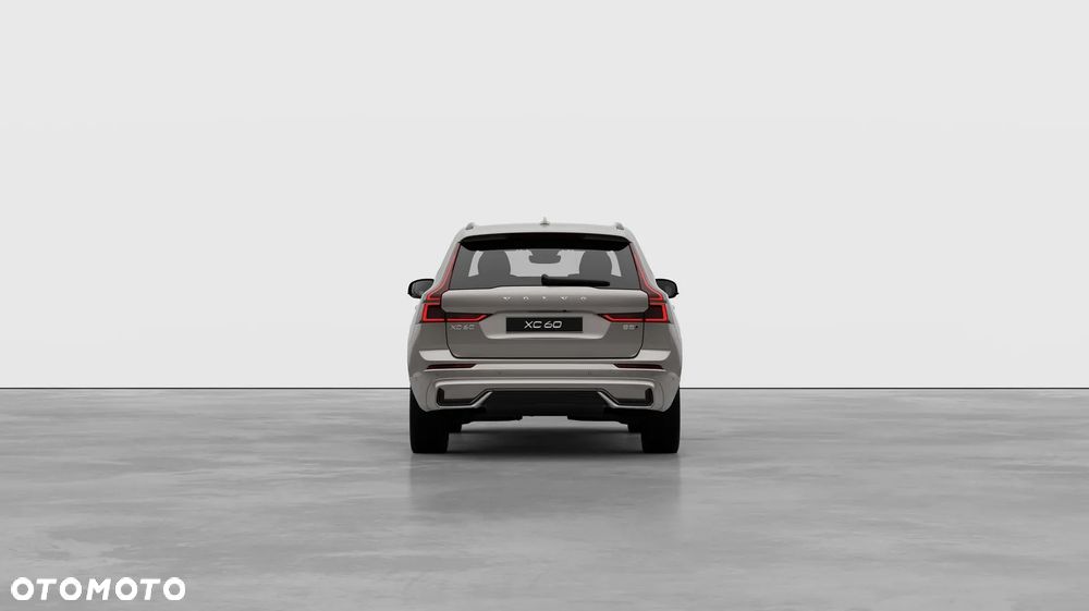 Volvo XC 60 B5 B AWD Ultra Dark - 4