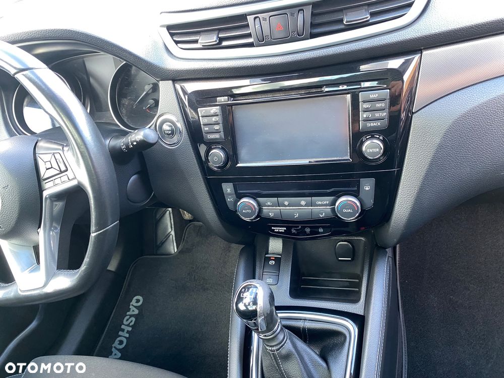 Nissan Qashqai 1.6 DCi N-Connecta EU6 - 18
