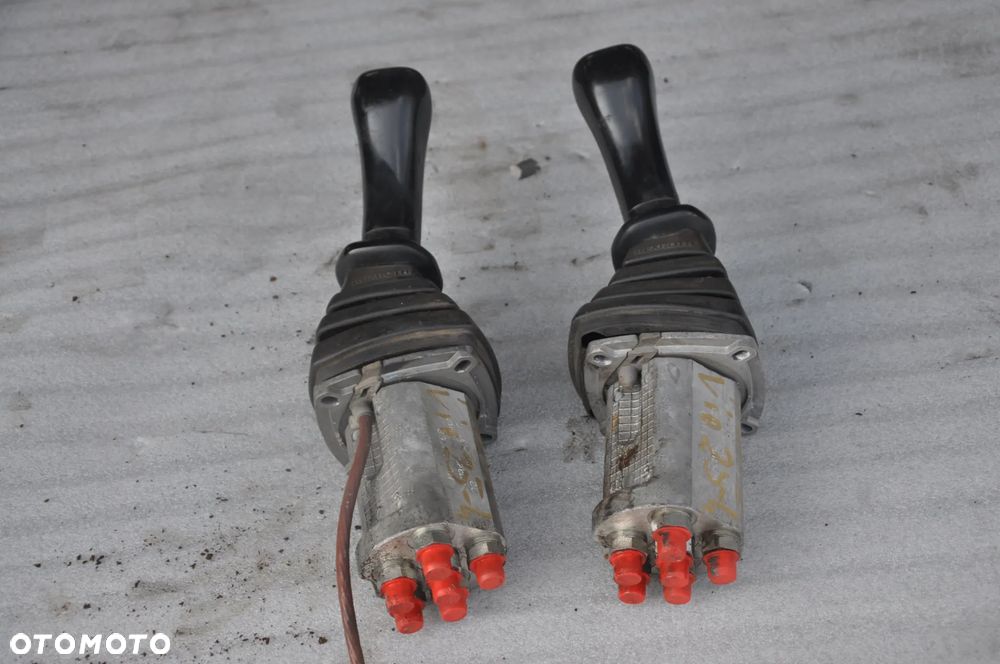 Yojstick Yanmar Vio 25-6 - 3