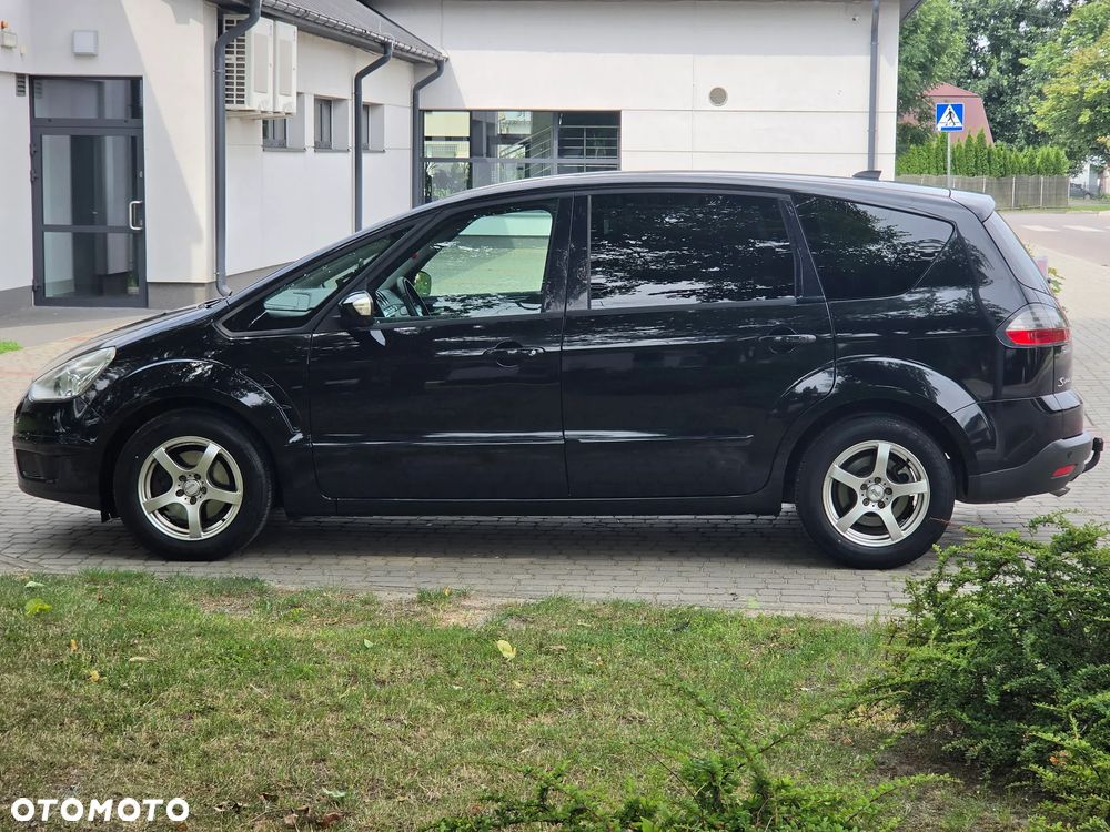 Ford S-Max - 19