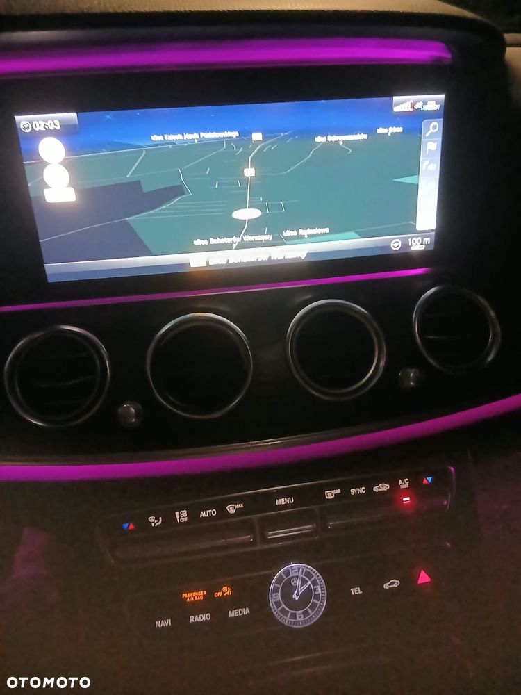 Mercedes-Benz Klasa E 220 d 4-Matic Business Edition 9G-TRONIC - 16