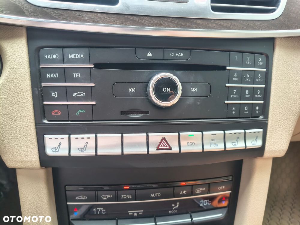 Mercedes-Benz Klasa E 220 BlueTEC 4-Matic Avantgarde - 25
