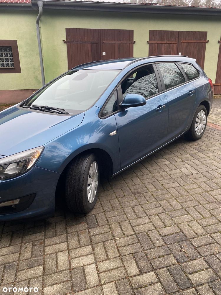 Opel Astra 1.6 Exklusiv - 2