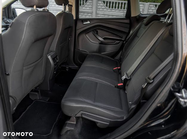 Ford Kuga 1.5 TDCi 2x4 Cool & Connect - 18