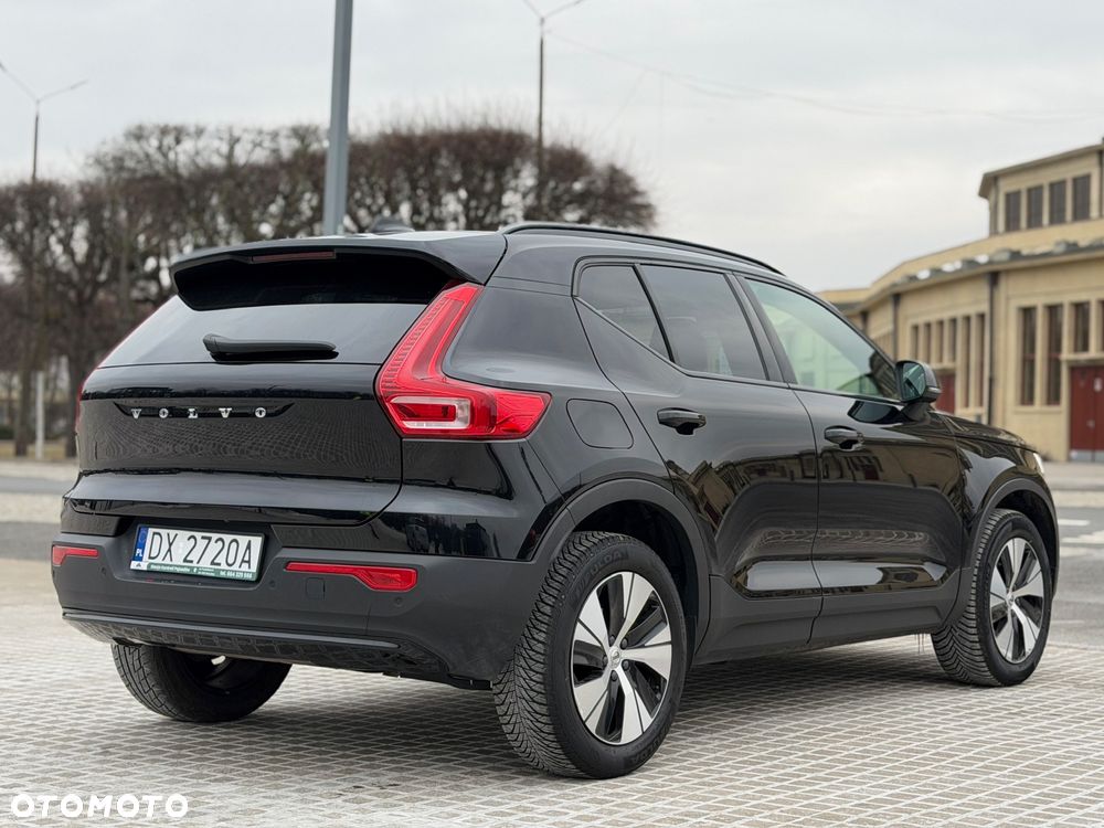 Volvo XC 40 T2 Plus Dark - 4