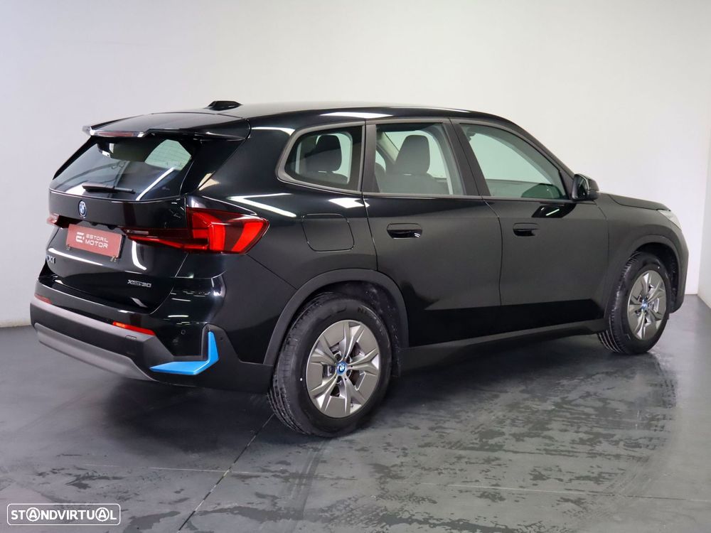 BMW iX1 xDrive30 - 4