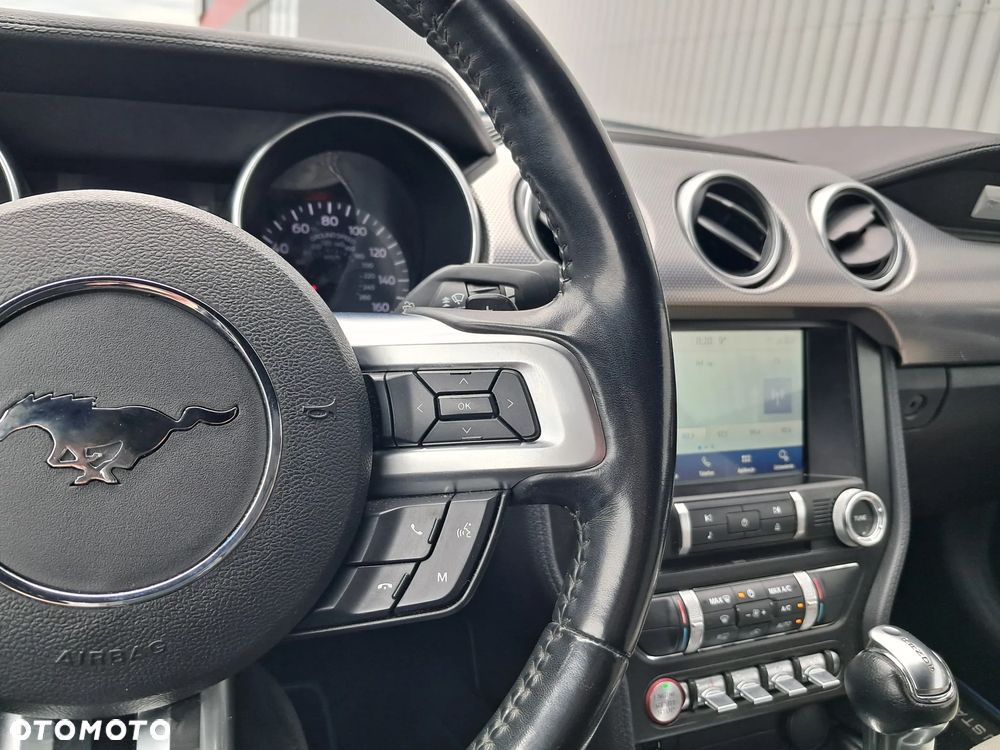 Ford Mustang 2.3 EcoBoost - 29