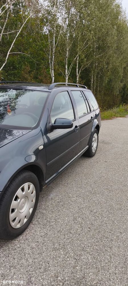 Volkswagen Golf IV 1.9 SDI Basis - 2