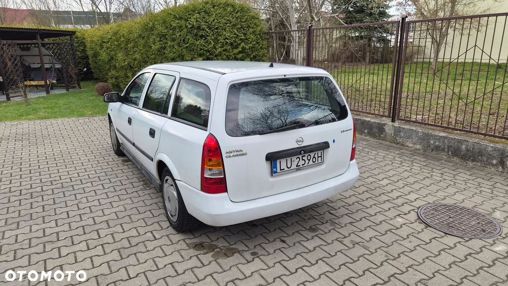 Opel Astra - 3
