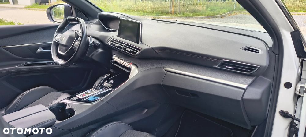Peugeot 3008 - 15