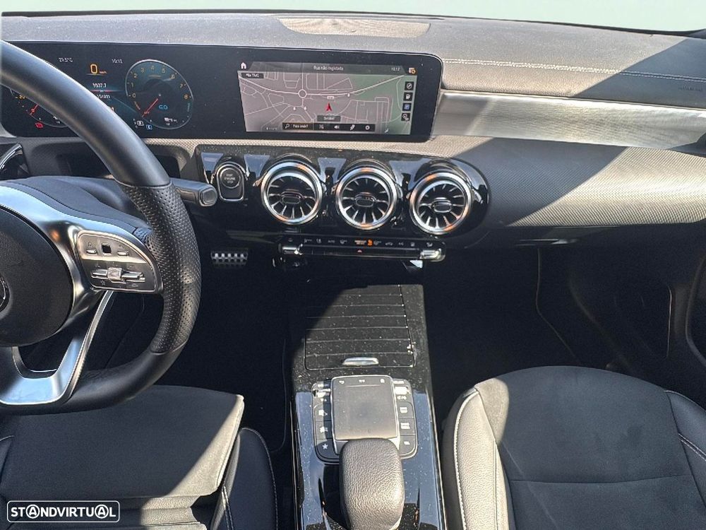 Mercedes-Benz CLA 250 - 13