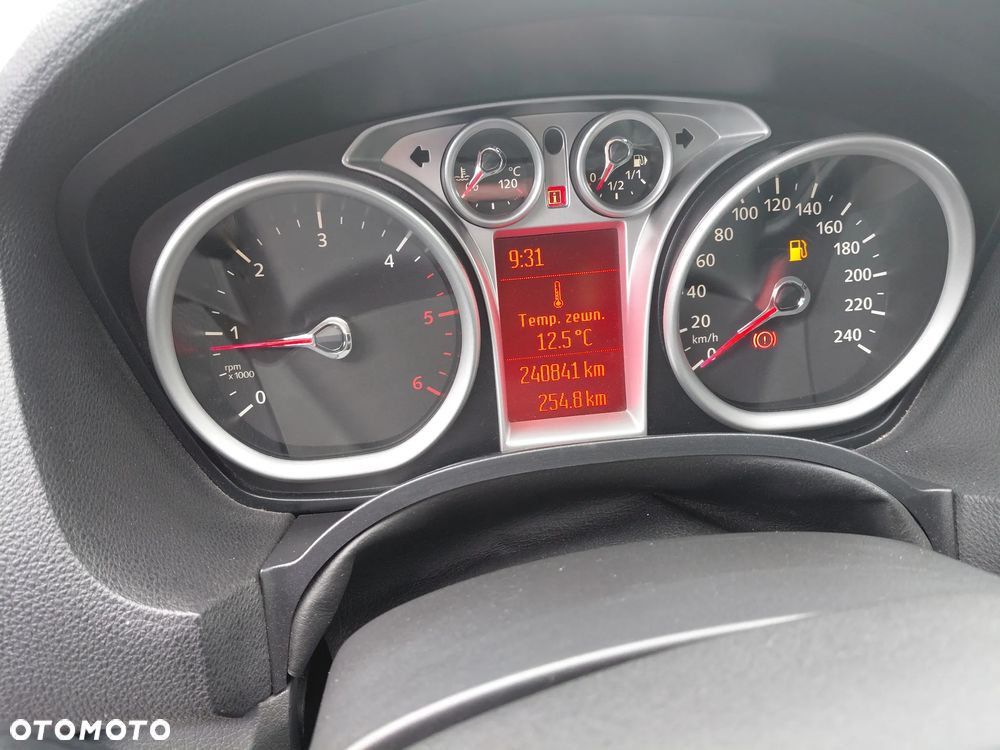 Ford Kuga 2.0 TDCi Titanium - 14