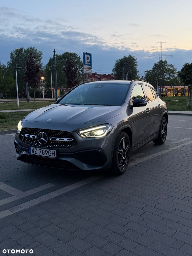 Mercedes-Benz GLA 200 4-Matic Progressive - 10