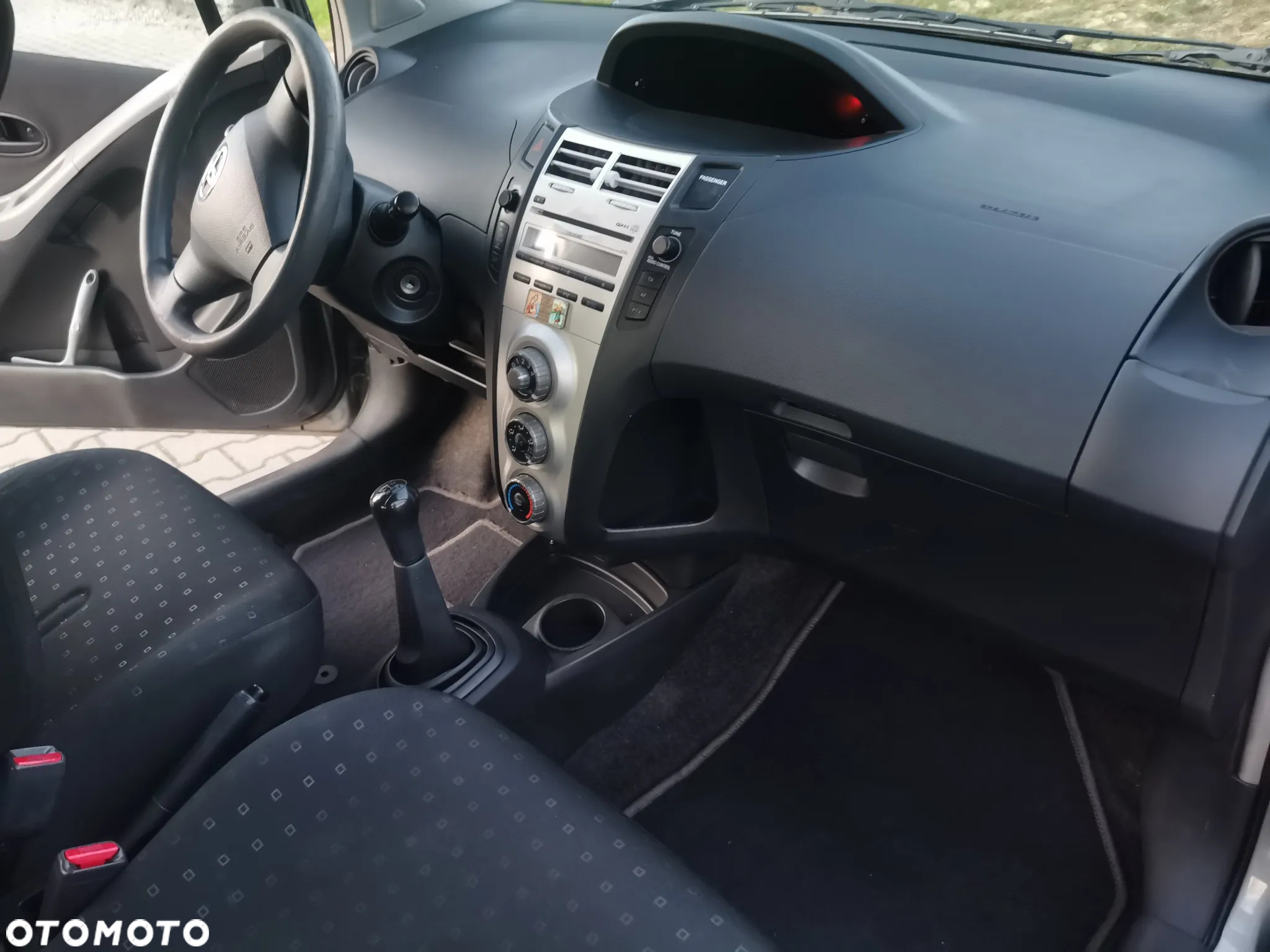 Toyota Yaris - 9