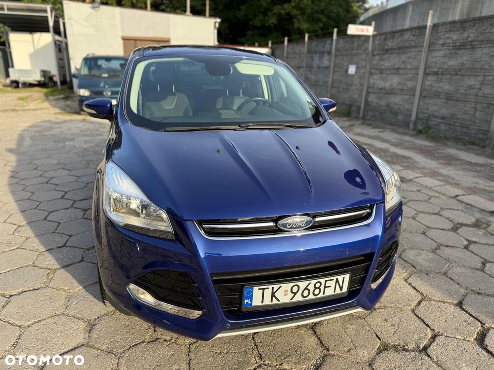 Ford Kuga 1.5 EcoBoost 2x4 Titanium - 10