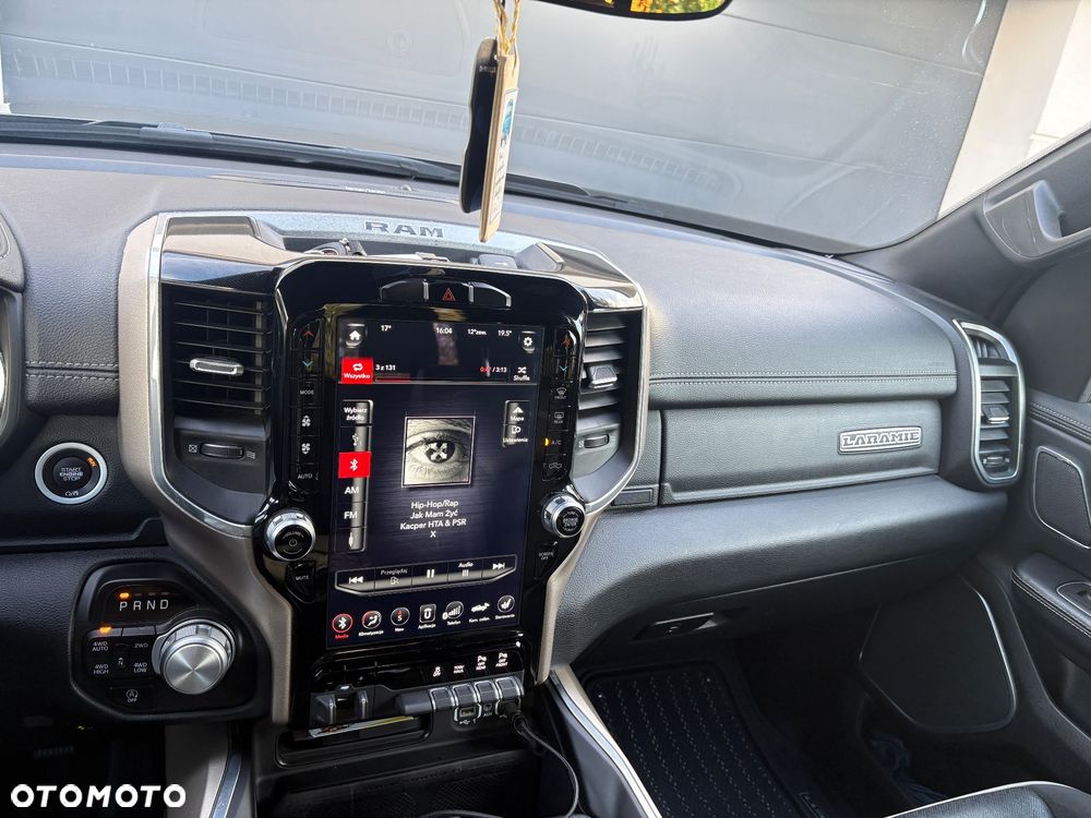 RAM 1500 Crew Cab Shortbed Laramie - 25