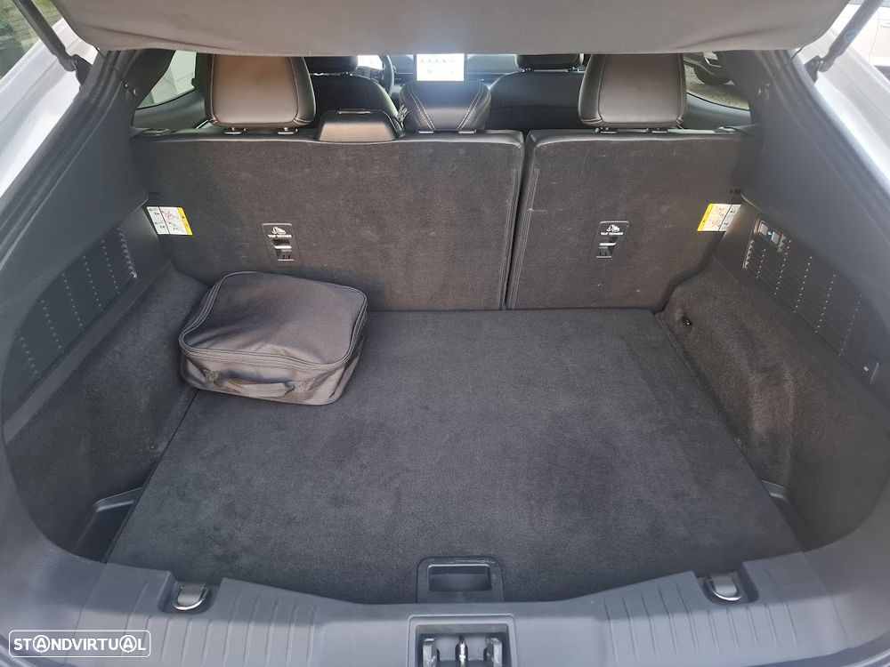 Ford Mustang Mach-E Premium - 47