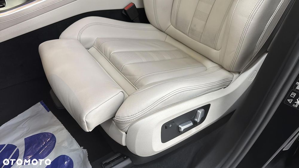 BMW X5 xDrive40i mHEV - 13