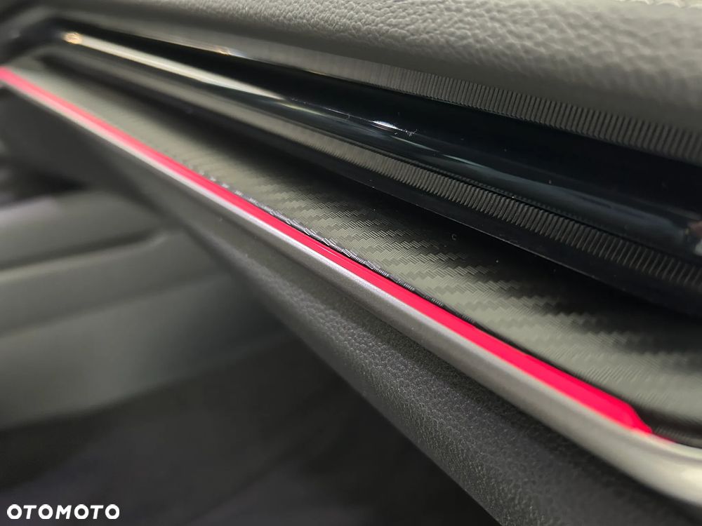 Skoda Superb 2.0 TDI SCR 4x4 Sportline DSG - 17