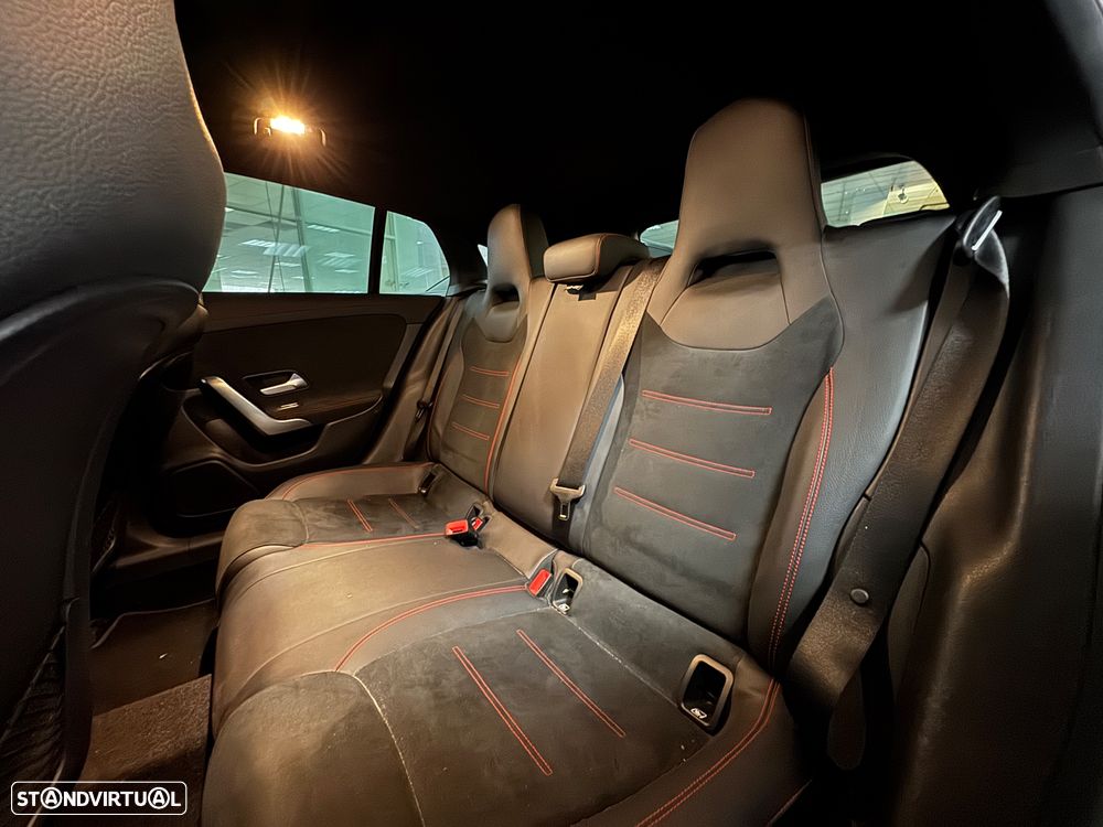 Mercedes-Benz CLA 220 d Shooting Brake AMG Line Aut. - 12