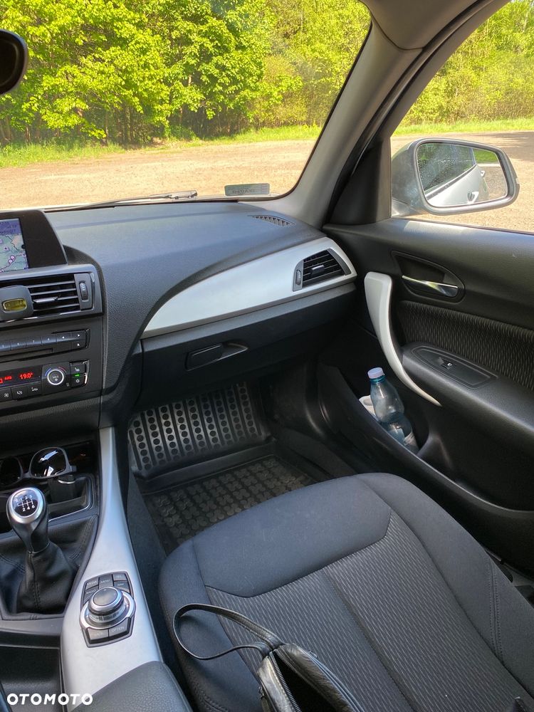 BMW Seria 1 118i - 13