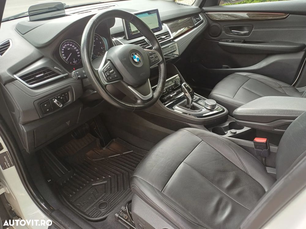 BMW Seria 2 218d xDrive AT - 7