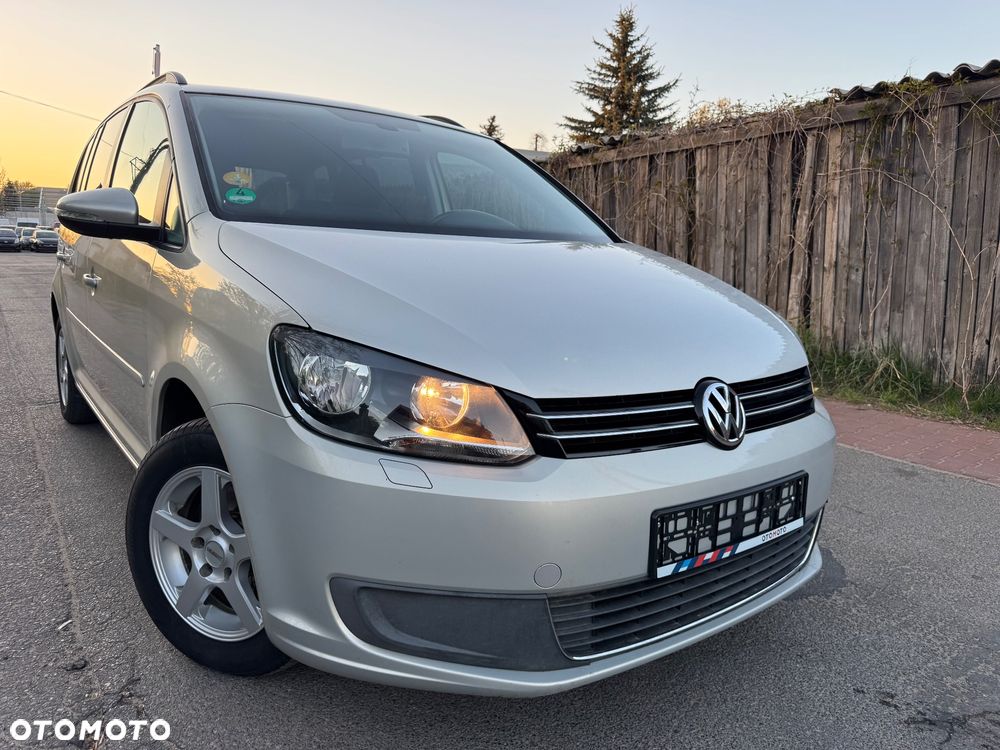 Volkswagen Touran 1.6 TDI DPF BlueMotion Technology Highline - 1