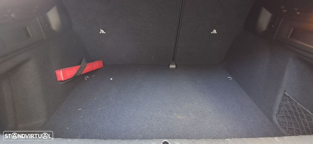 Citroën DS4 1.6 e-HDi So Chic - 10