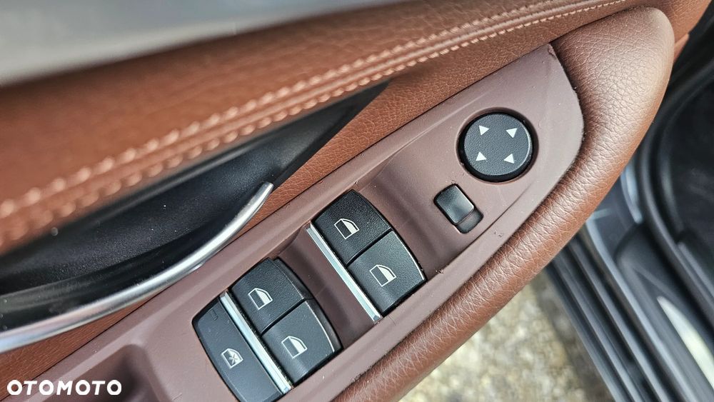 BMW Seria 5 520d Edition Fleet - 23