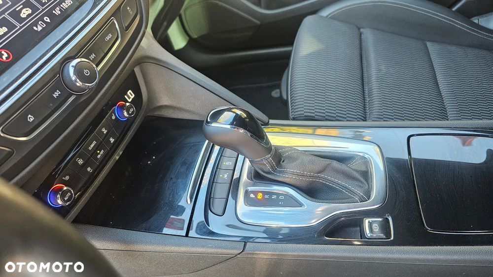 Opel Insignia 2.0 CDTI Business Elegance S&S - 16