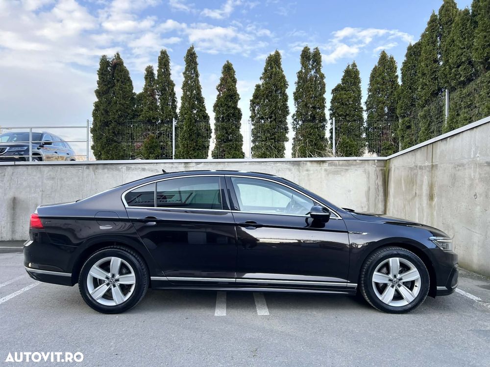 Volkswagen Passat 2.0 TDI DSG R Executive - 13