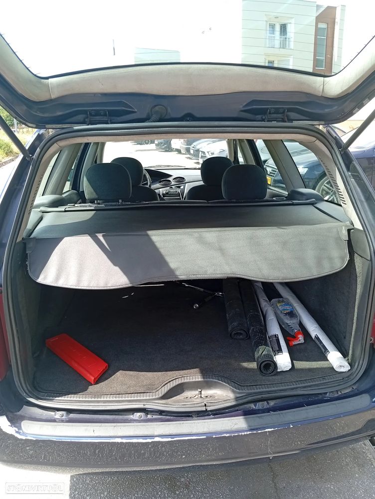 Ford Focus SW 1.8 TDdi Comfort - 14