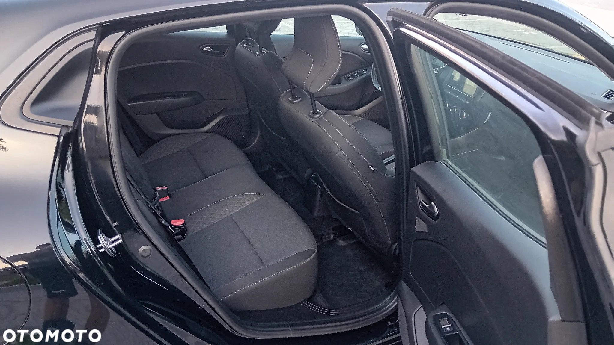 Renault Clio 1.0 TCe Zen - 25