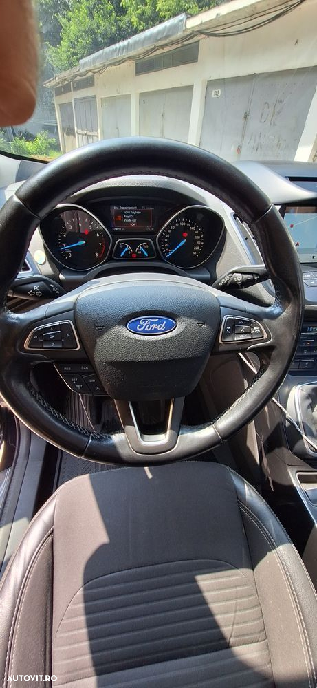 Ford Kuga 1.5 EcoBoost 2WD Titanium - 23