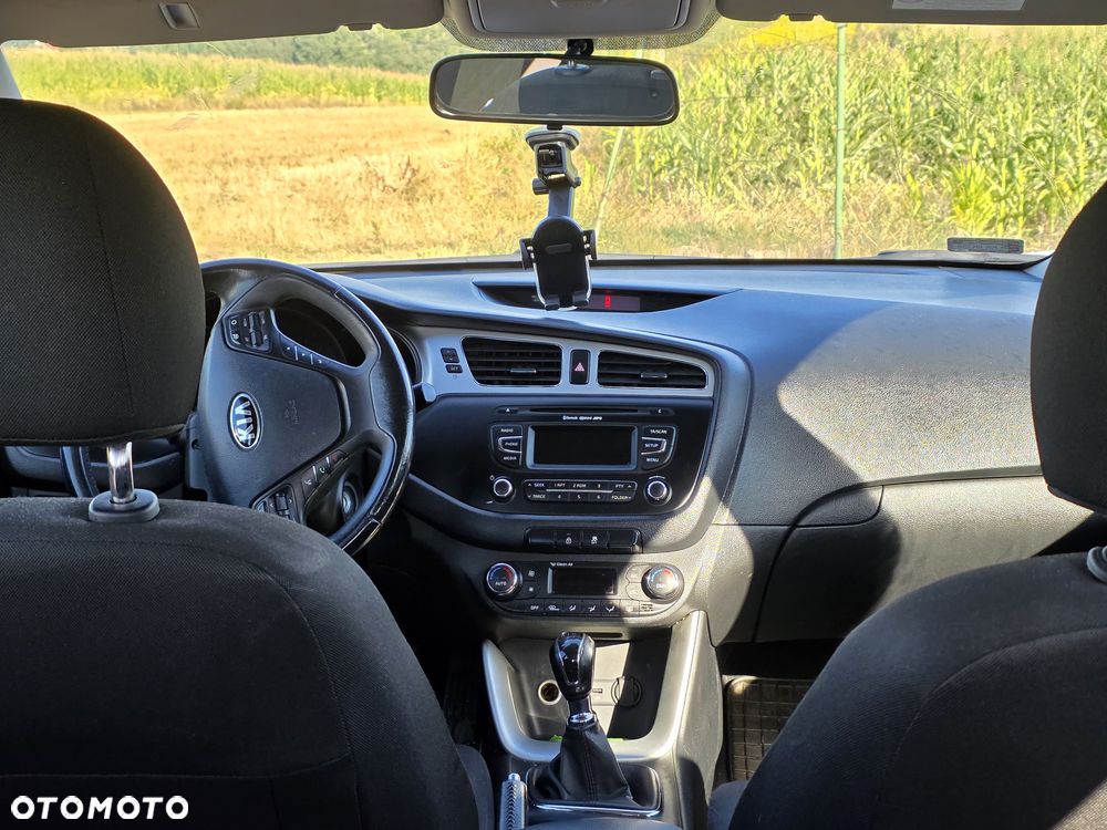 Kia Ceed 1.6 CRDi M - 6