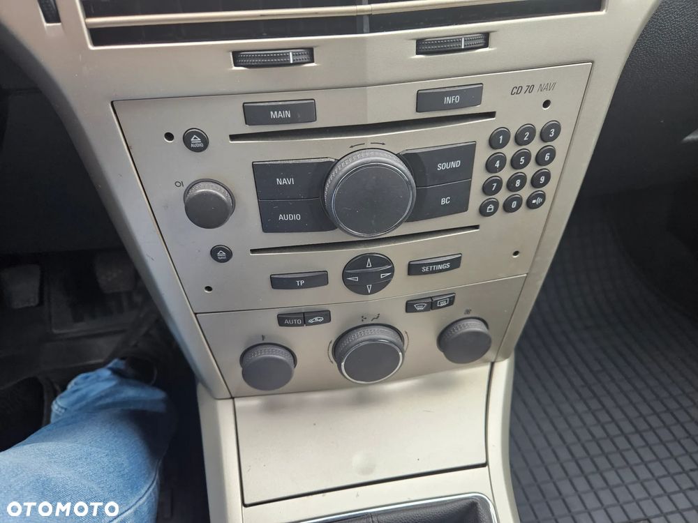 Opel Astra 1.6 Catch me - 18