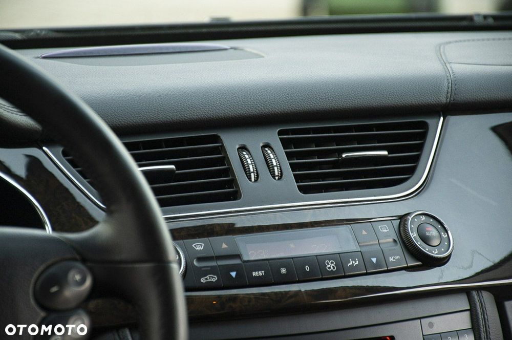 Mercedes-Benz CLS 500 7G-TRONIC - 24