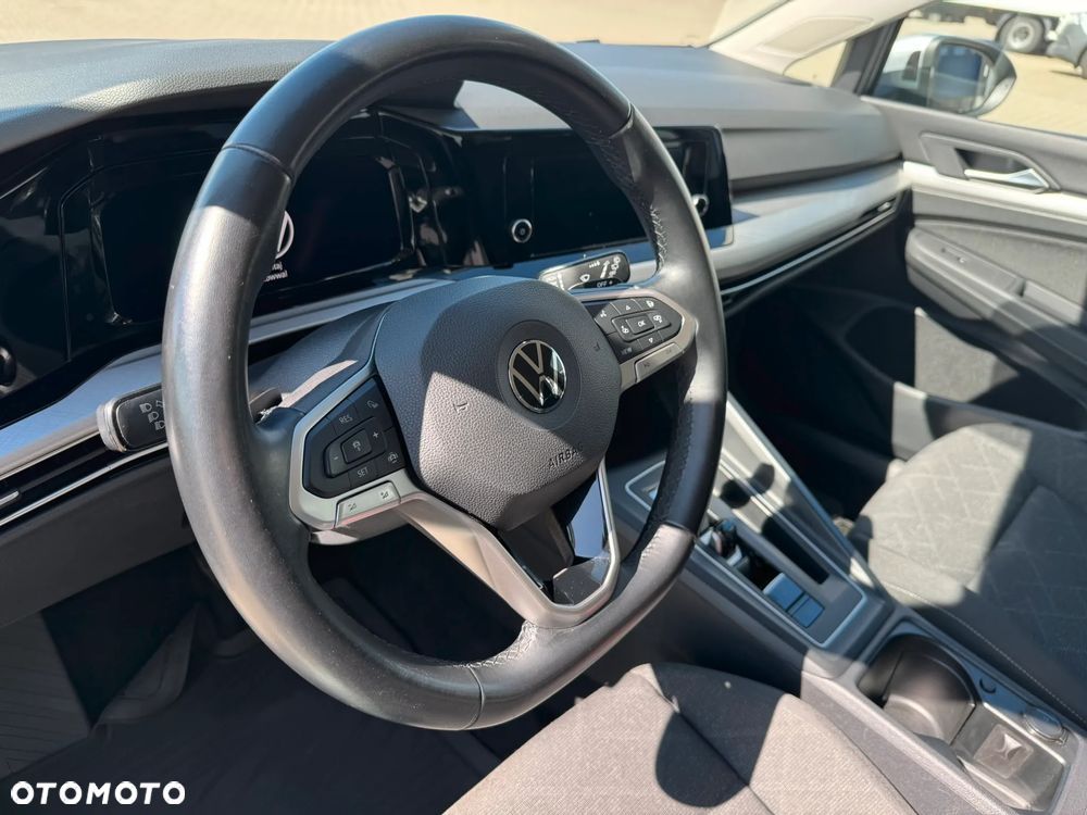 Volkswagen Golf - 12