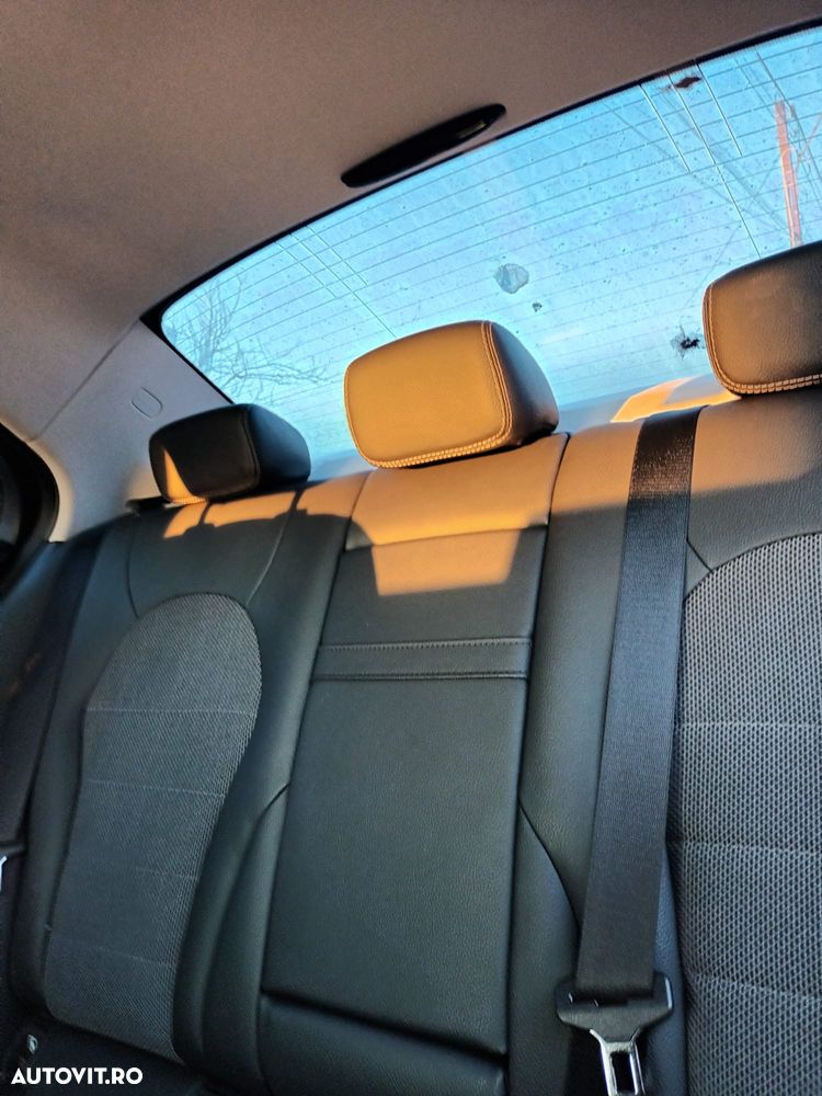 Mercedes-Benz C 180 - 15