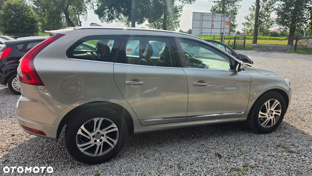 Volvo XC 60 D4 Drive-E Ocean Race - 8