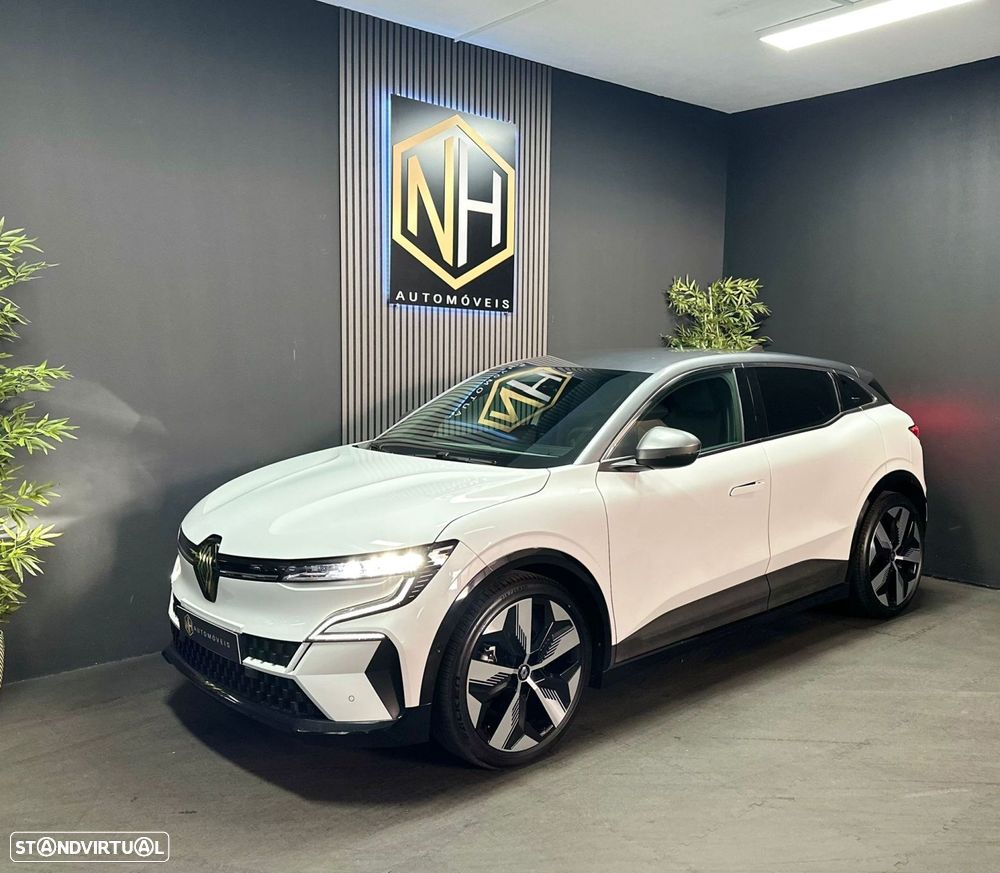 Renault Mégane E-Tech - 2