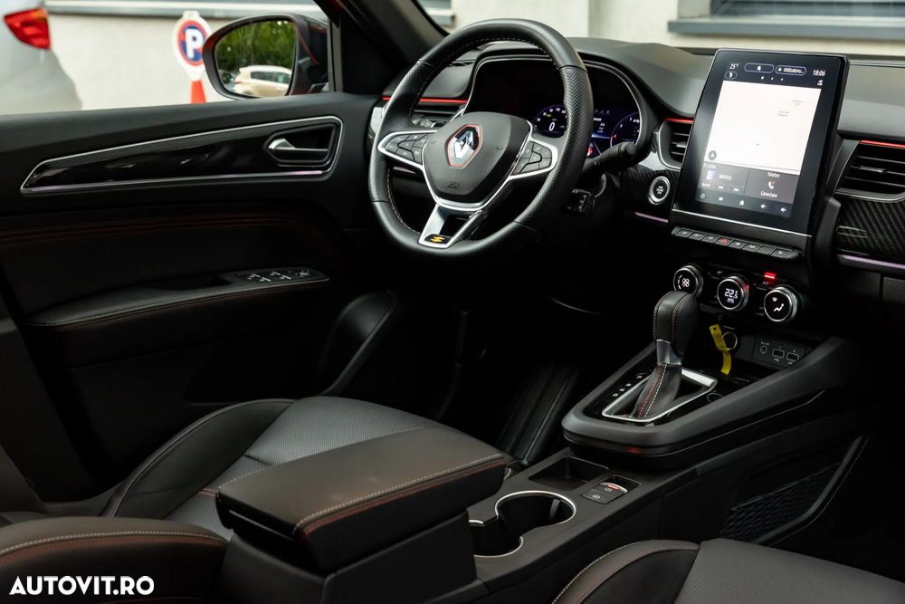 Renault Arkana TCe Mild Hybrid 160 EDC R.S. LINE - 25