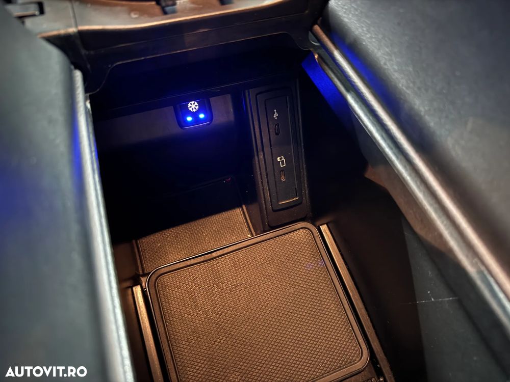 Mercedes-Benz V 300 d Extralang 4Matic 9G-TRONIC Special Edition Avantgarde - 12