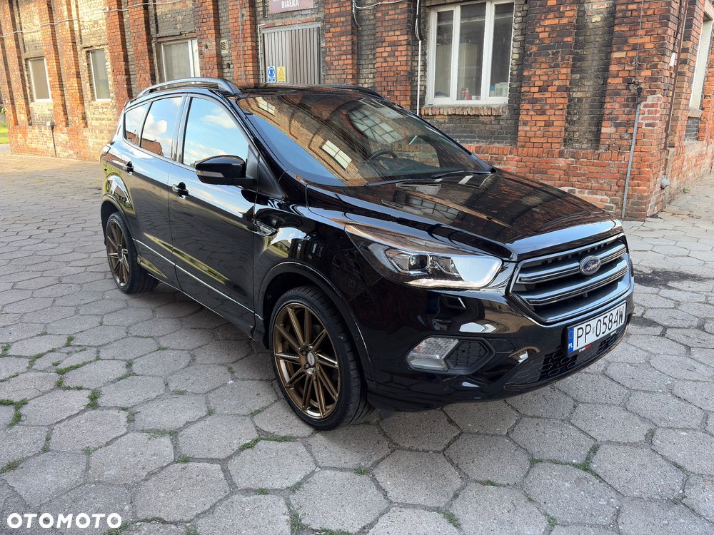 Ford Kuga 1.5 EcoBoost 2x4 ST-Line - 8