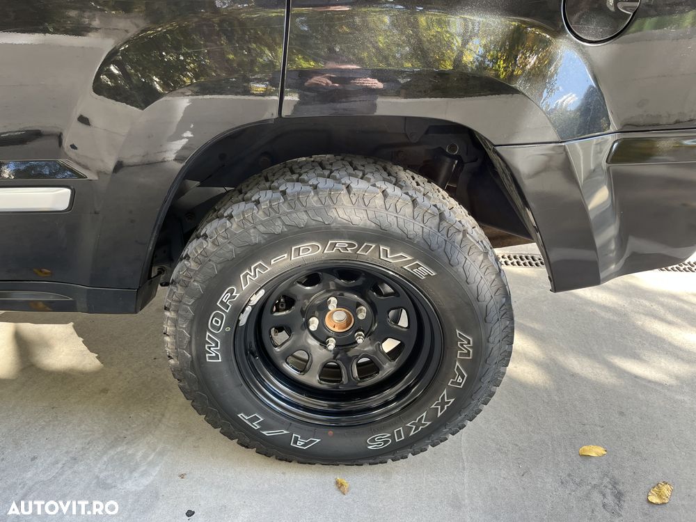 Jeep Grand Cherokee - 18