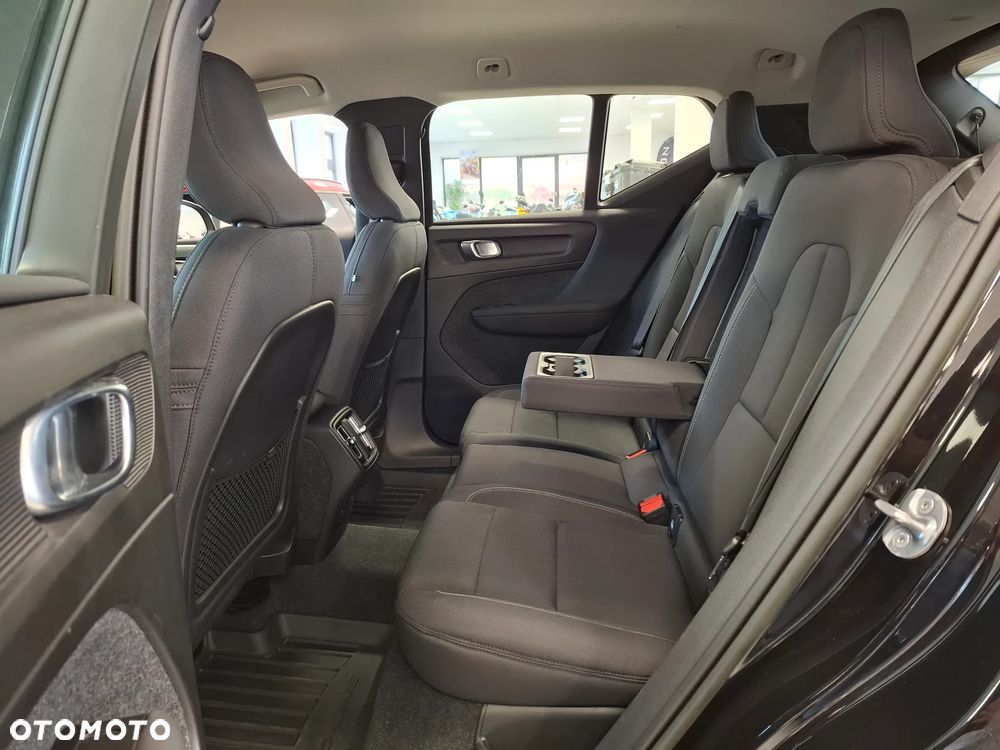 Volvo XC 40 T3 - 12